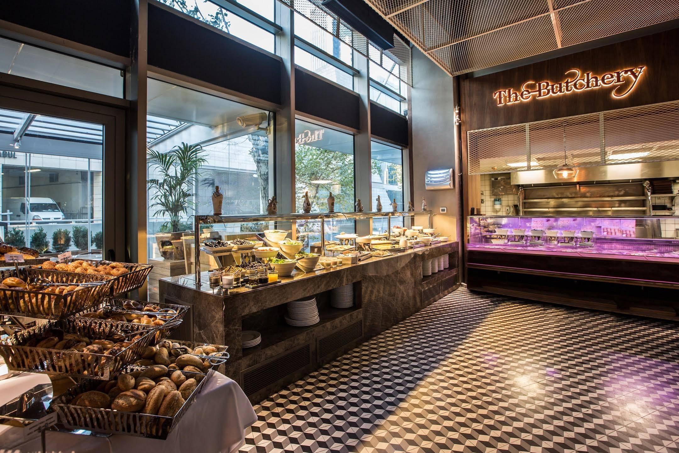 Delta Hotels By Marriott Istanbul Levent Exterior foto