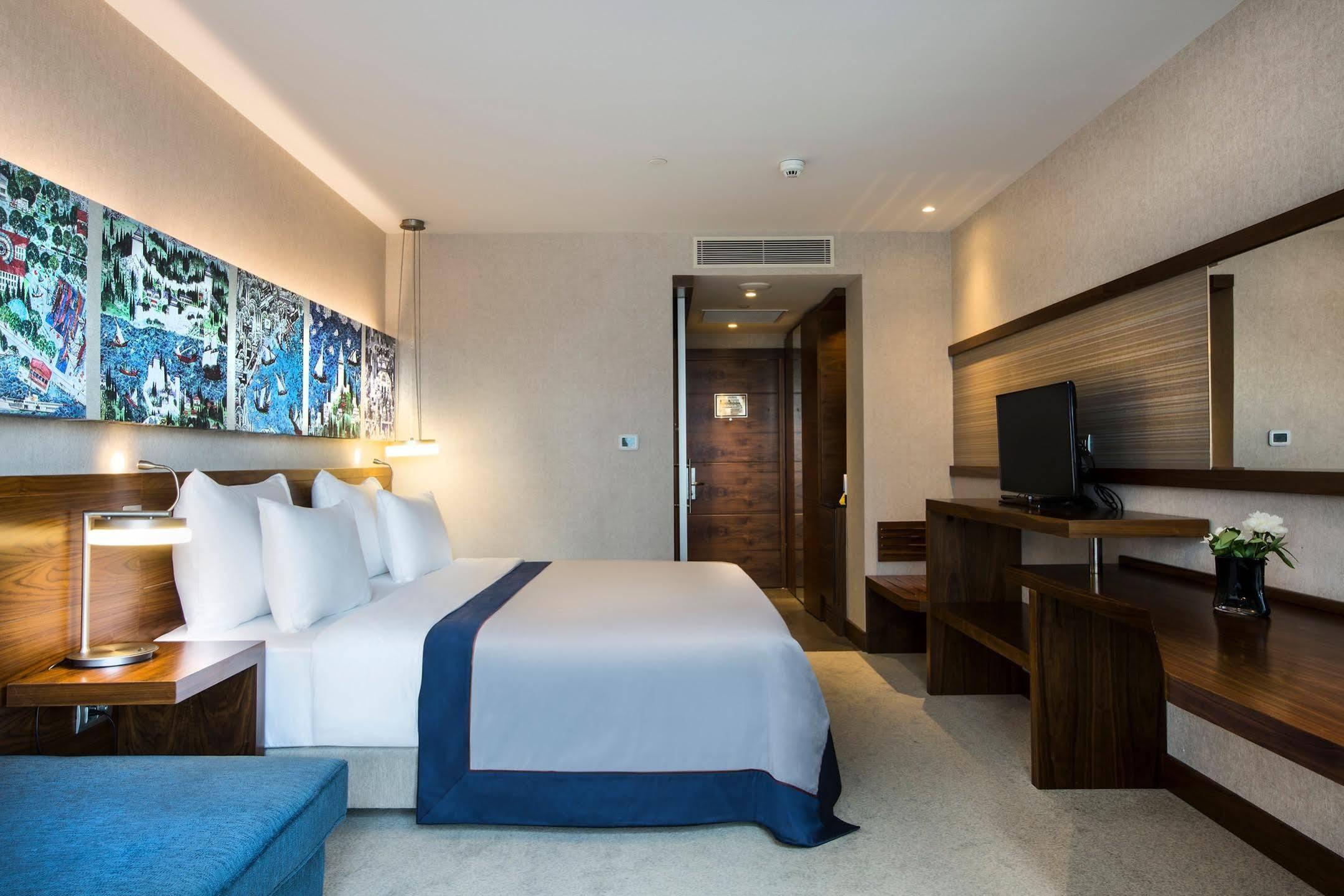 Delta Hotels By Marriott Istanbul Levent Exterior foto